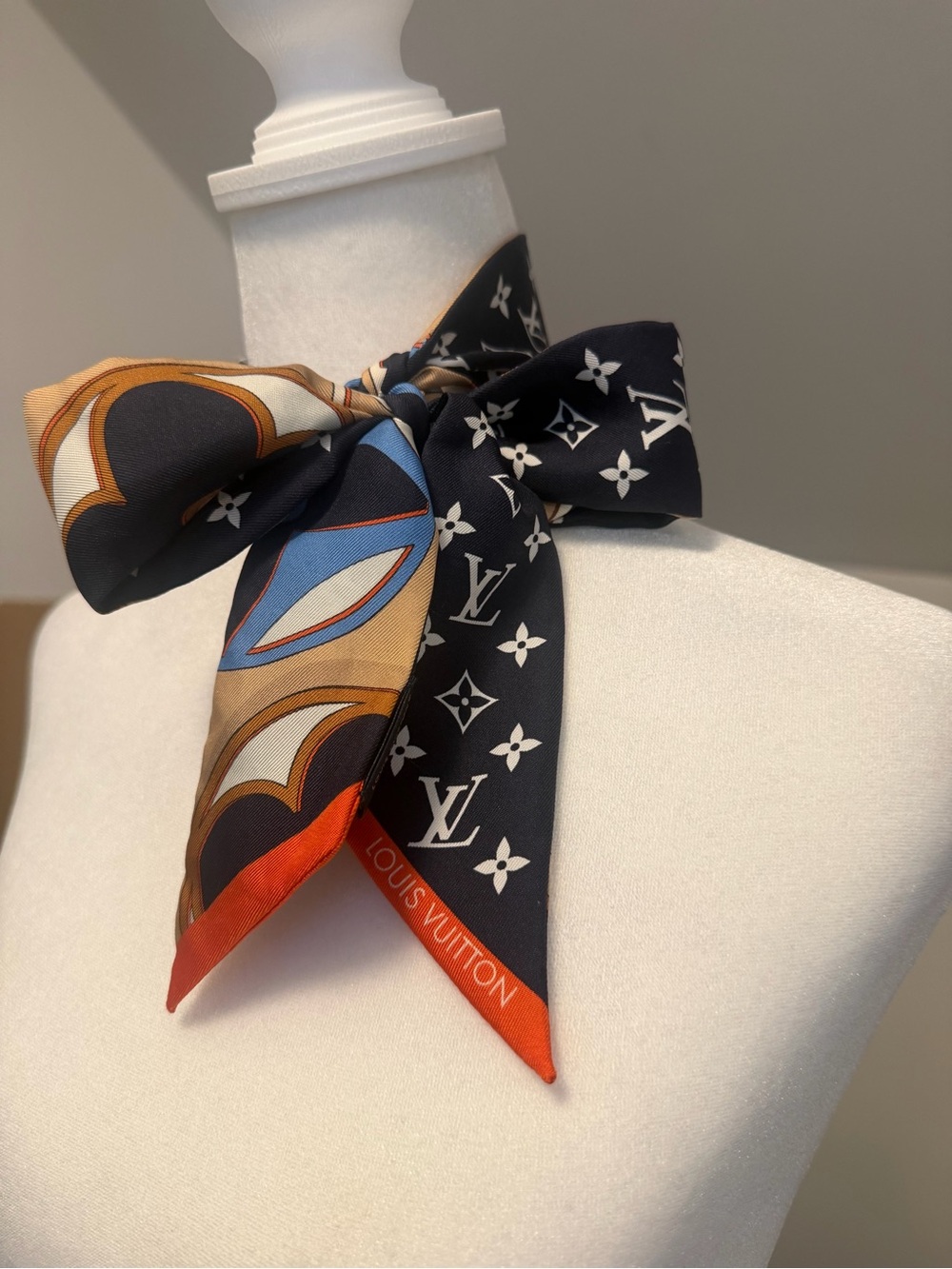 Louis Vuitton Silk Bandeau Scarf Reversible Navy Beige Orange Monogram w/Tag